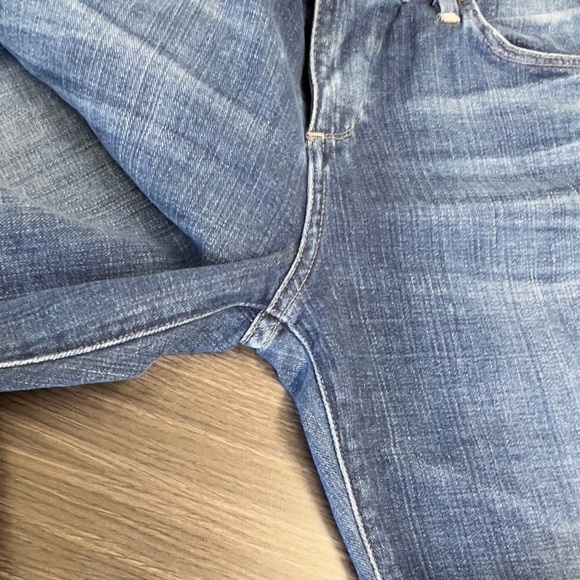 CITIZENS OF HUMANITY Dani Jeans Cropped Straight Leg. Blue. Tailored waist. - Picture 11 of 13